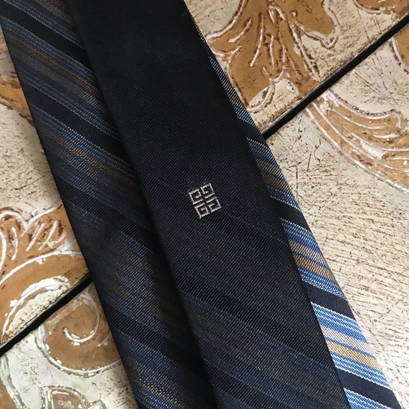 Givenchy Other - Givenchy tie